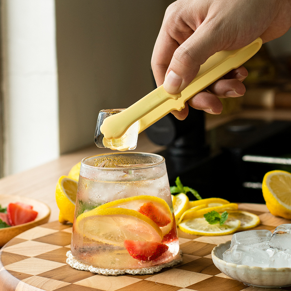 Urocze szczypce do żywności z  – Kitchen Appliances Garage recenzja i cena