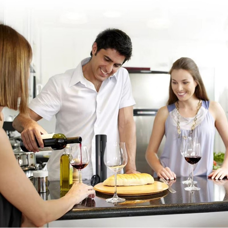 Elektryczny otwieracz do wina  – Wine Opener Electric recenzja i cena