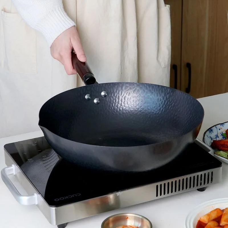 Patelnia wok ze stali węglowej – Wok Electric Flat recenzja i cena